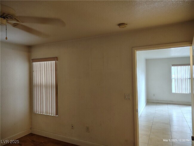 Building Photo - 5055 W Hacienda Ave