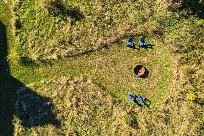 Building Photo - 29500 Main Rd