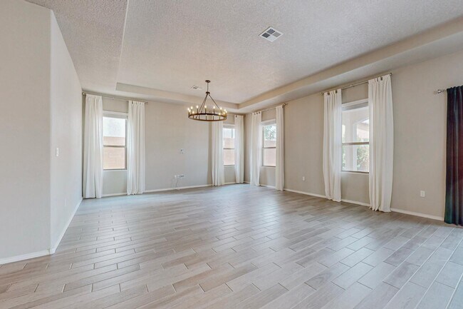 Building Photo - 6011 Buckthorn Ave NW