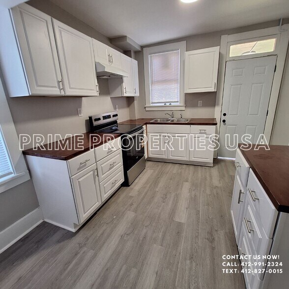 Building Photo - 354 3rd Ave