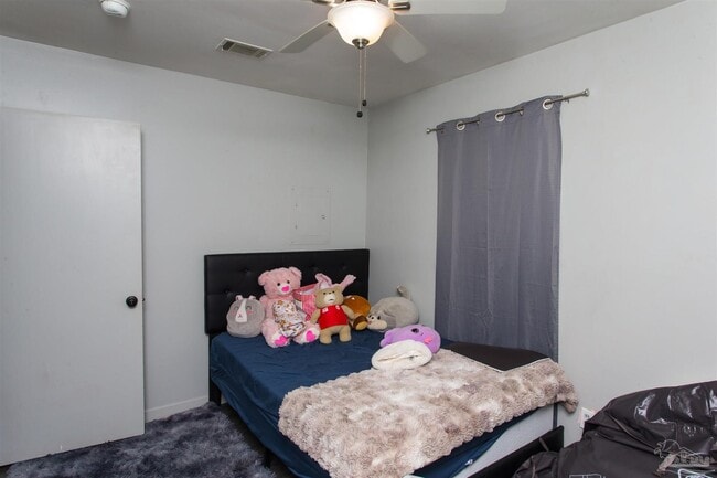 Building Photo - 925 Twinbrook Ave