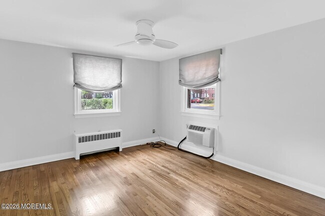 Building Photo - 138 Manor Dr