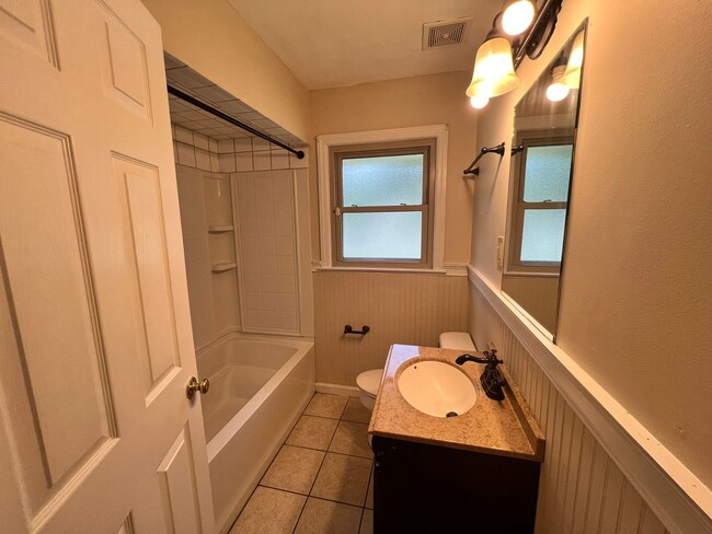 Building Photo - New On the Market!