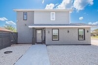 Building Photo - 2732 Luzon Dr