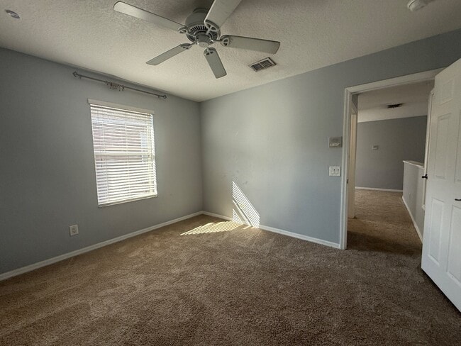 Building Photo - 3004 Downan Point Dr