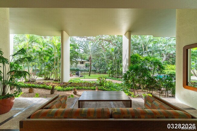 Building Photo - Convenient Honolulu Living – 1 Bedroom with Stunning Views!