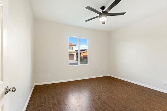 Building Photo - 82603 Grass Flat Ln