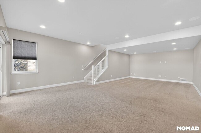 Building Photo - Luxury 3-Bedroom Legacy Ridge Living with Mountain Views