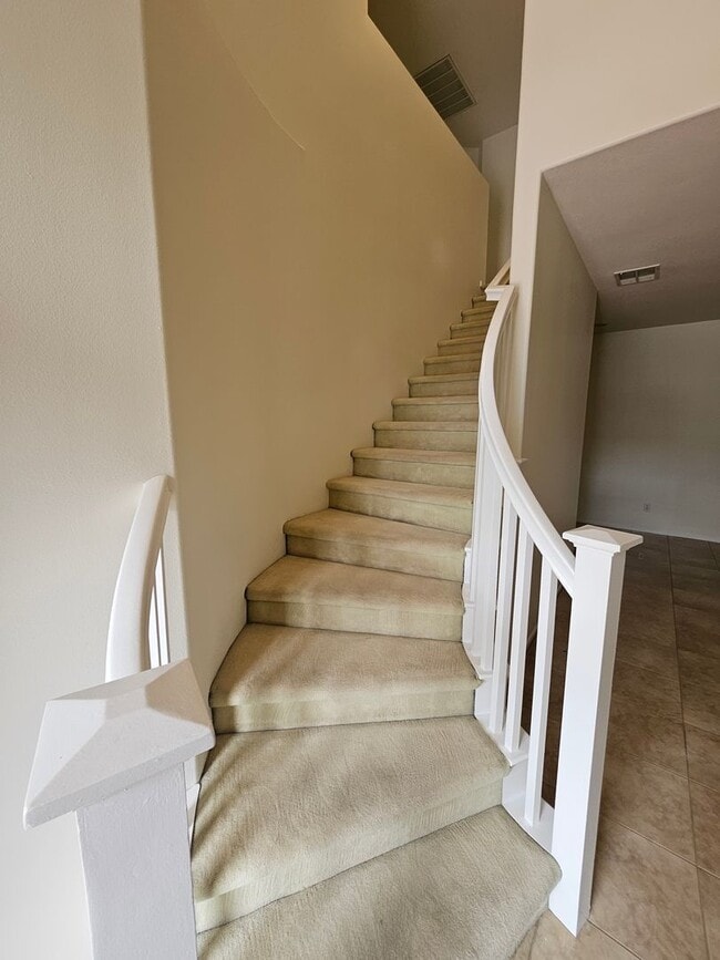 Building Photo - Cozy Bishop Ranch home!