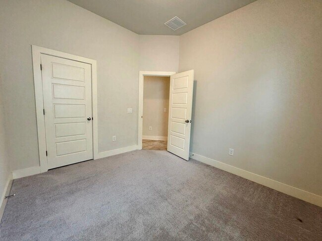 Building Photo - 12008 Reindeer Dr