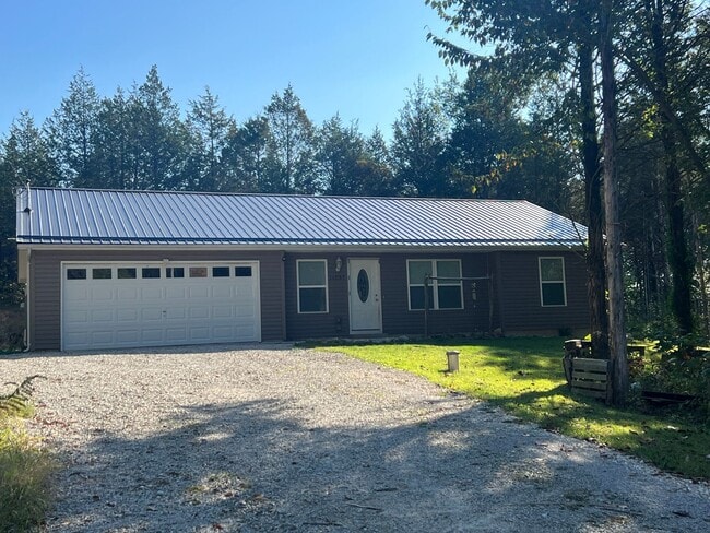 Primary Photo - Home on 5 Acres