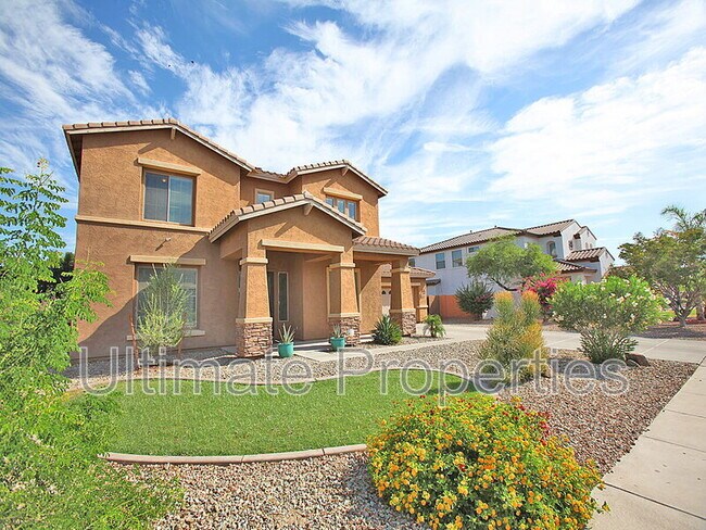 Building Photo - 14482 W La Reata Ave