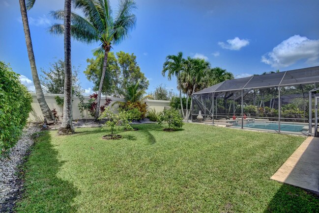 Building Photo - 1501 Stonehaven Estates Dr