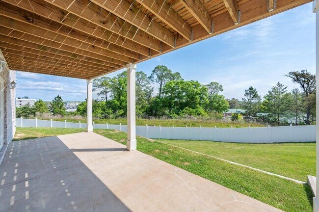 Building Photo - 508 Hideaway Ln