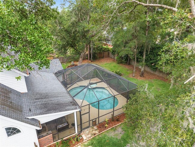 Building Photo - 5512 NW 51st Ave