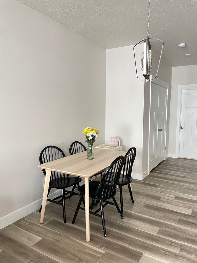 Second Floor Dining Area - 1009 S 2740 E