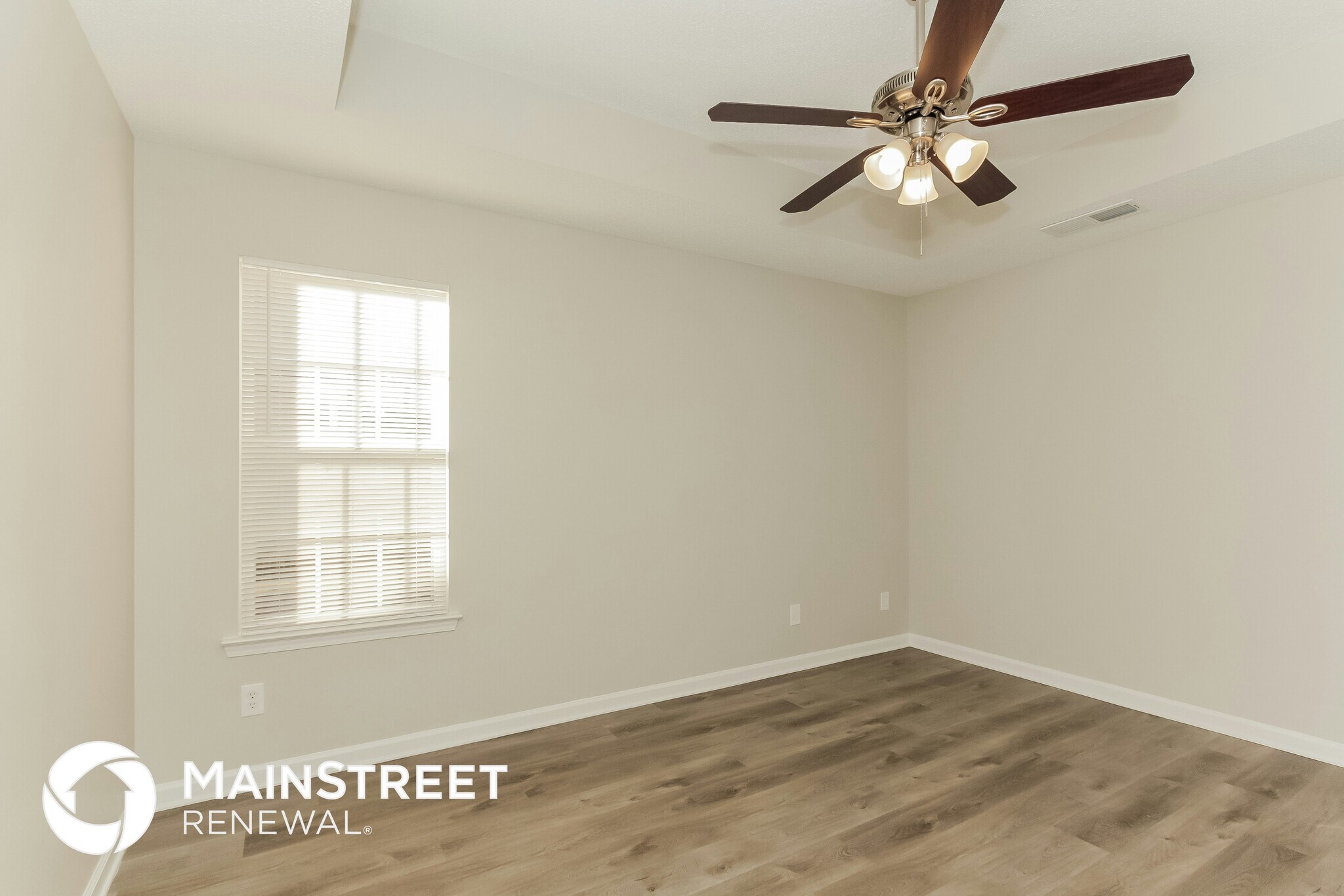 Building Photo - 136 Sterling Terrace Dr