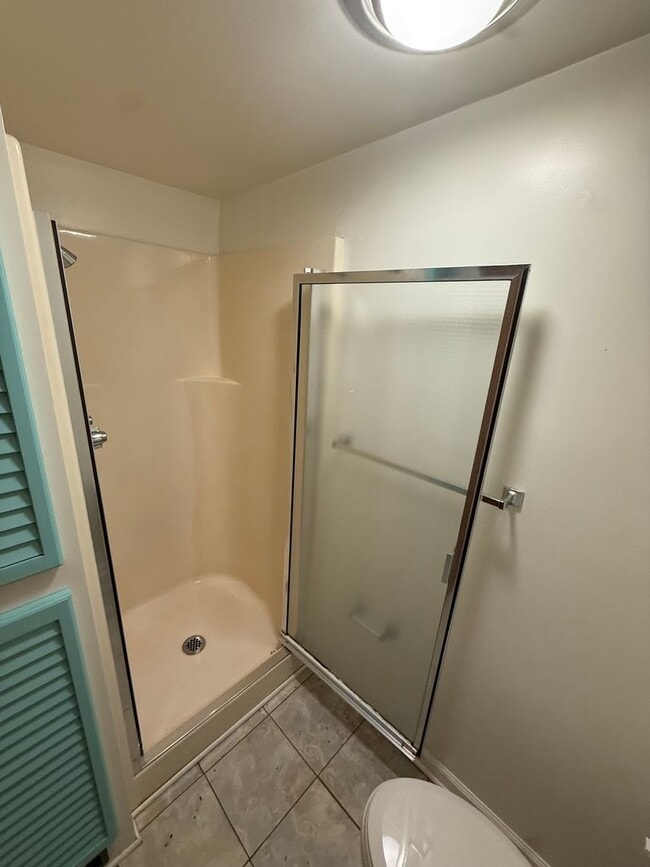 Building Photo - 908 Churchill Cir
