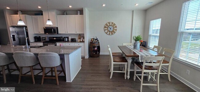 Building Photo - 5426 Greenpoint Ln