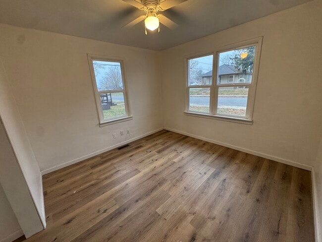 Building Photo - 1320 N Jay St