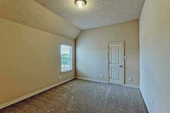 Building Photo - 2104 Pearl Bay Ct