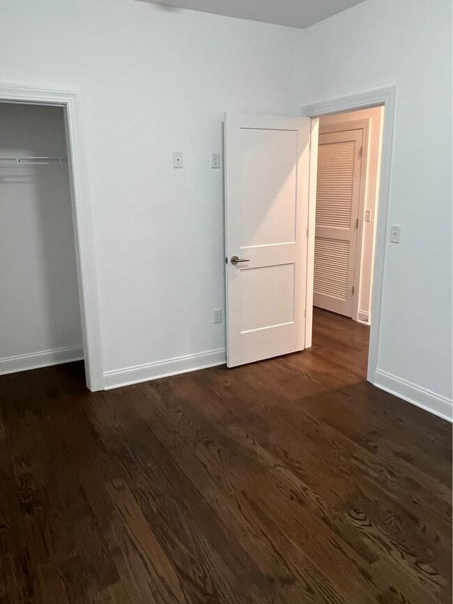 Building Photo - 16 Stevens Ave