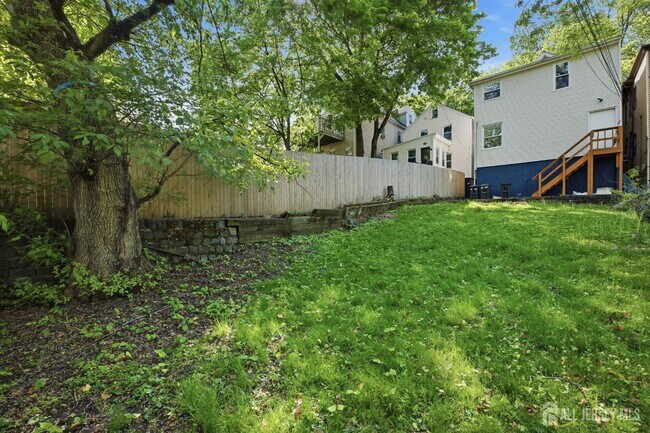 Building Photo - 164 S Ridgewood Rd