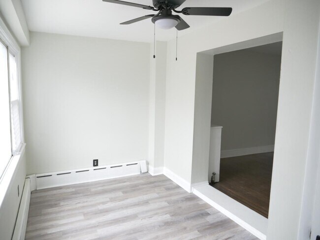 Building Photo - 7356 Garman St