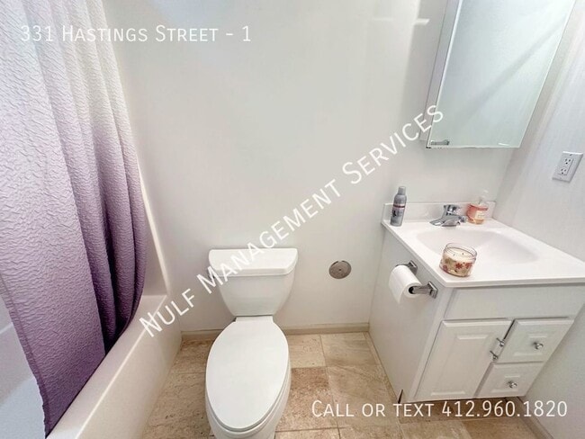 Building Photo - 331 Hastings St