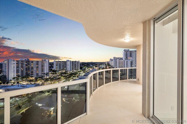 Building Photo - 3100 N Ocean Blvd