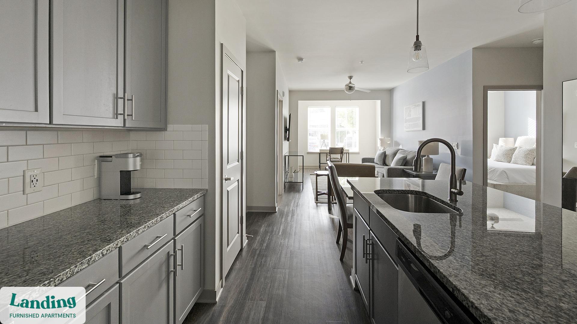 Building Photo - 3237 Memorial Blvd