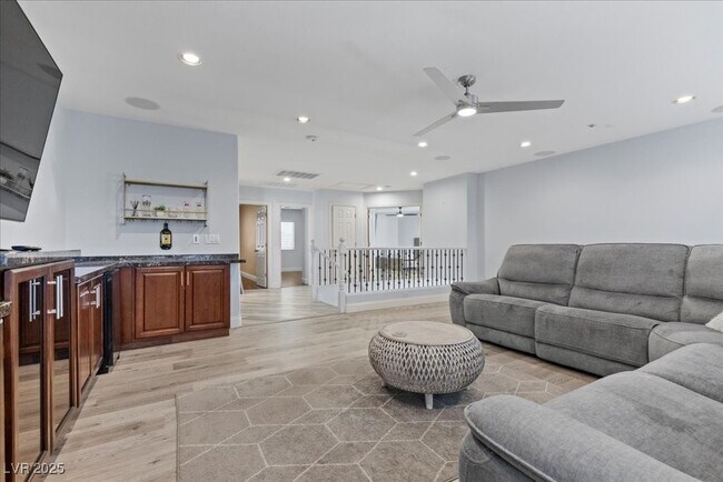 Building Photo - 10902 Fintry Hills St