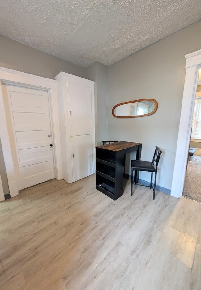 Building Photo - 80 Byers Ave