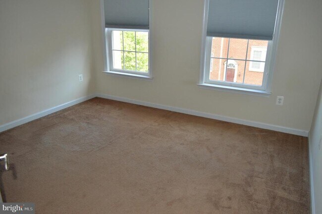 Building Photo - 12213 Silver Cypress Terrace