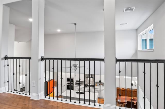 Building Photo - 6696 Albany Pk