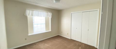 Building Photo - 128 Meadow Woods Ln
