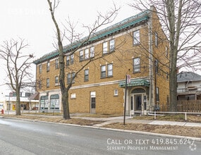 Building Photo - ? Your Pot of Gold = A Cozy New Rental! Su...