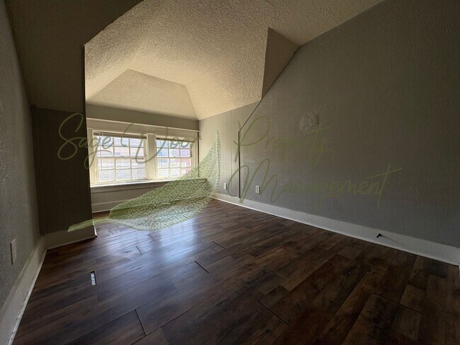 Building Photo - 2639 E 29th St