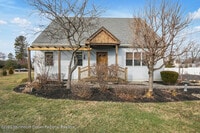 Building Photo - 35 Birch Ave