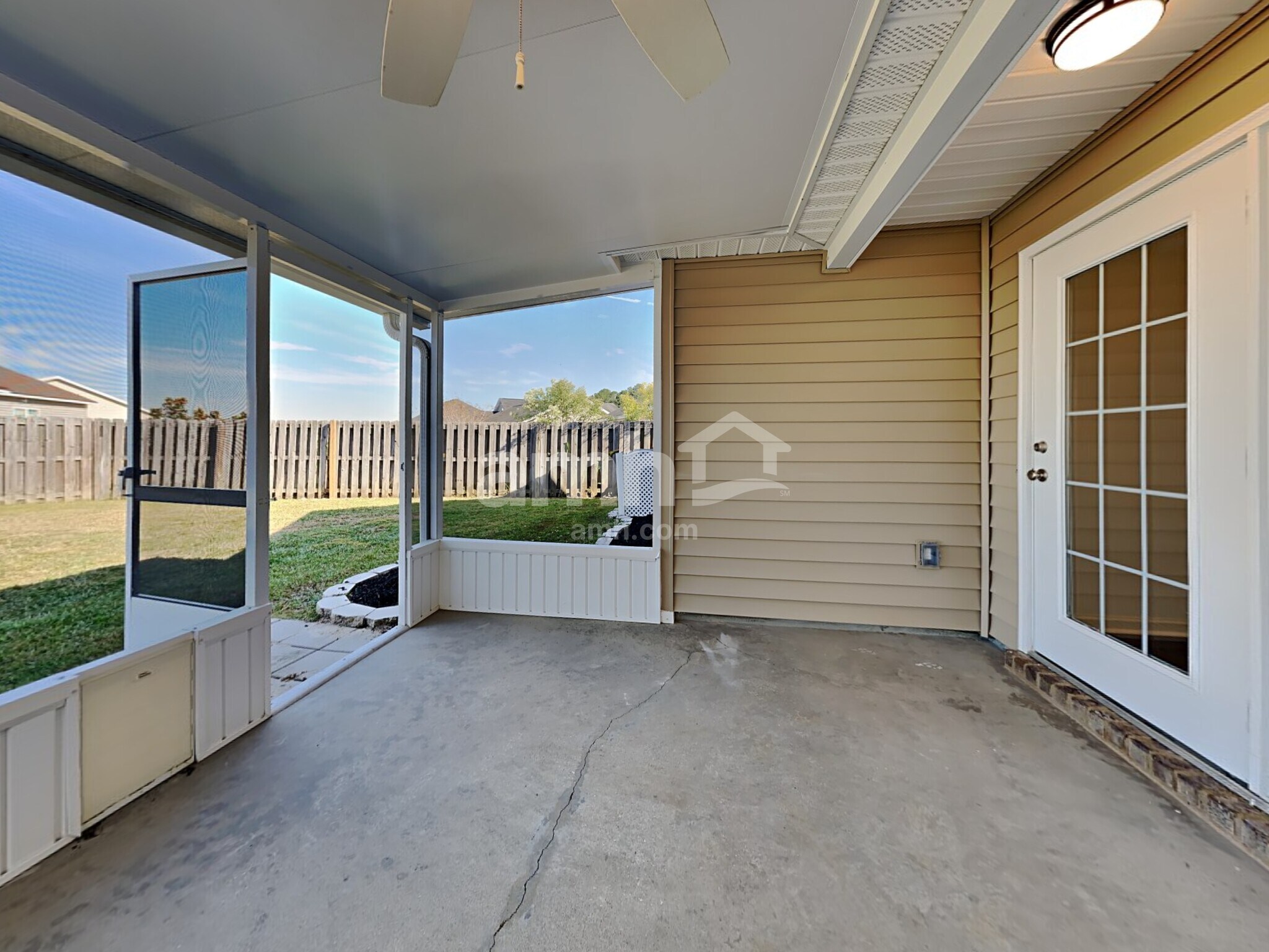 Building Photo - 163 Willow Point Cir