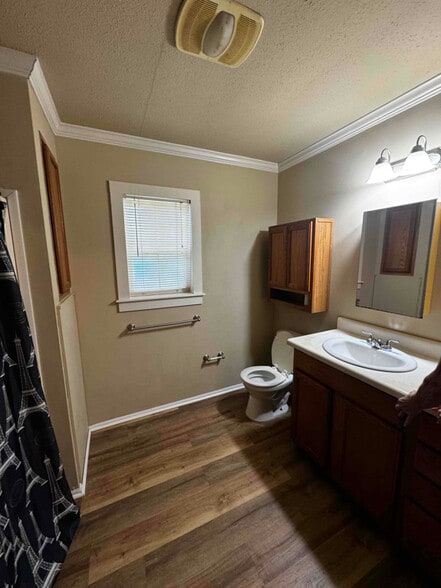 Building Photo - 3015 Chatawa Rd