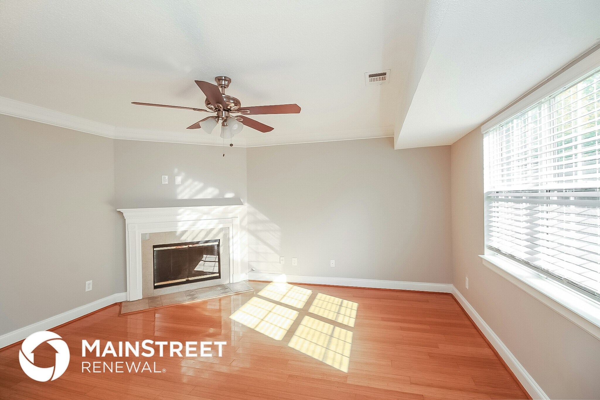 Building Photo - 2190 Surrey Trail