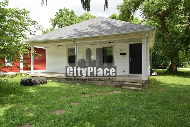 Building Photo - 137 S Catherwood Ave