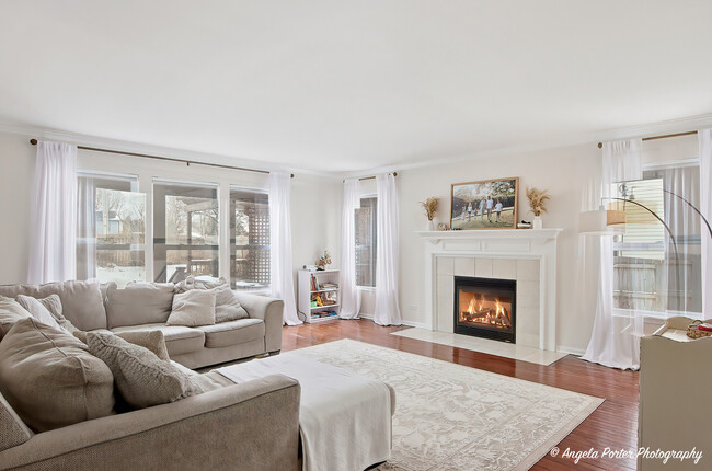 Building Photo - 1901 Kennedy Dr