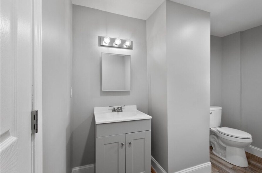 Building Photo - 3212 Juliet St