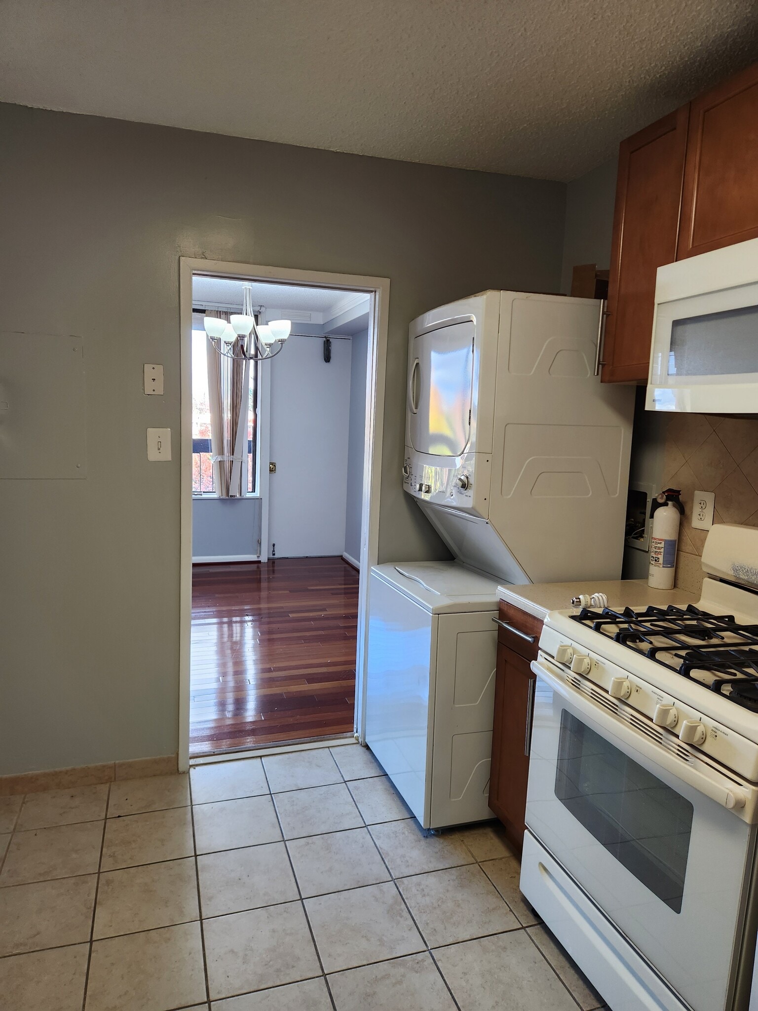 Building Photo - 3701 S George Mason Dr