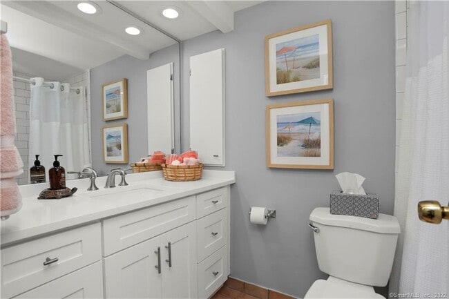 Building Photo - 245 Unquowa Rd