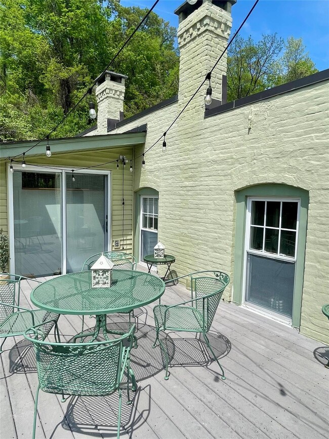 Building Photo - 306 Piermont Ave