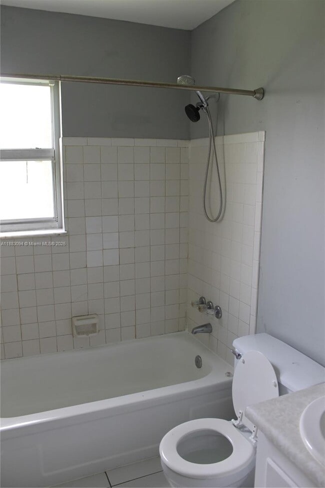 Building Photo - 4166 Caesar Cir