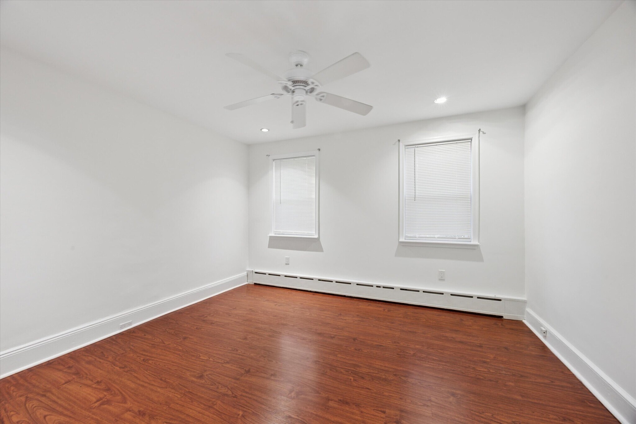 Bedroom 1 - 1321 Mifflin St